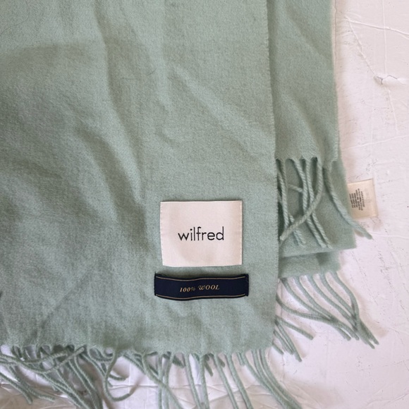 Aritzia Wilfred Free 100% Wool Classic Scarf Blanket Fringes Wrap Shawl Cozy Big - Picture 10 of 13
